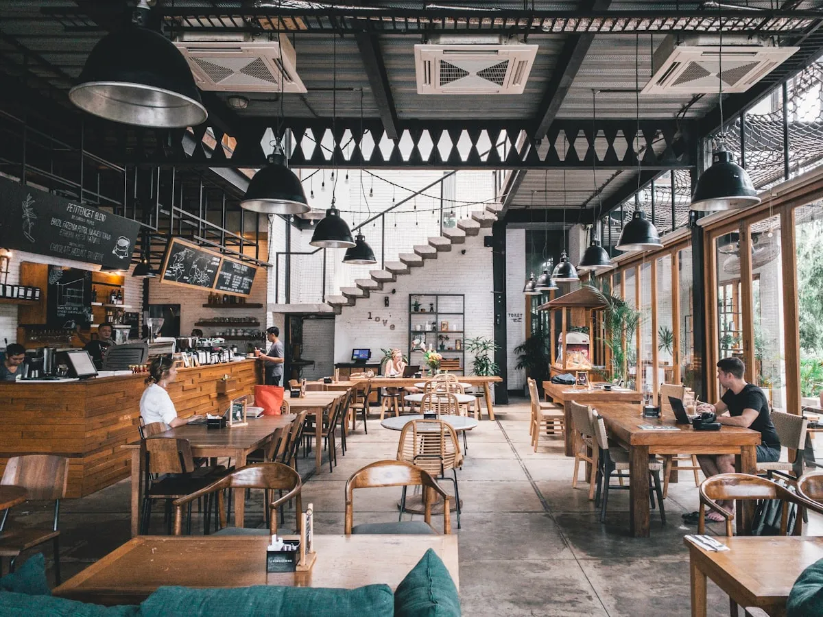 Restoran menggunakan Saka Pos